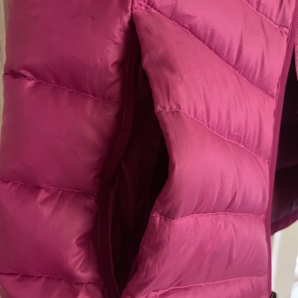 Marmot 800Fill Goose Down Vest Medium - Picture 8 of 14